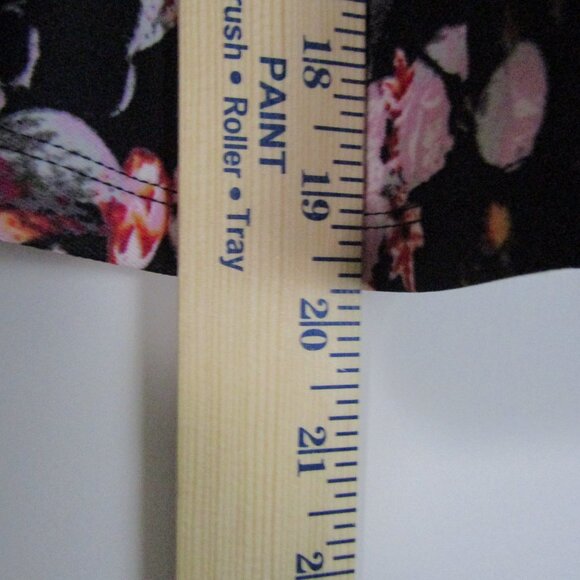 Marilyn Monroe Floral Mini Skirt Large Black Romantic Girly Flounce - Picture 8 of 10